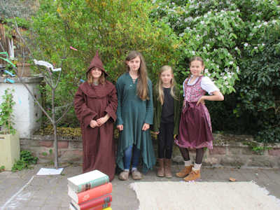 Unsere jungen Helfer:inen