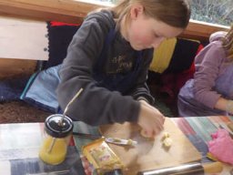 2024 &raquo; Mit Marzipan töpfern 2024